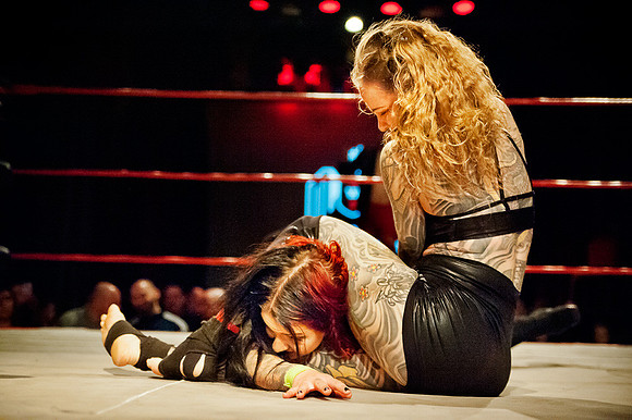 Aliss Ink vs. Lexi Luxx