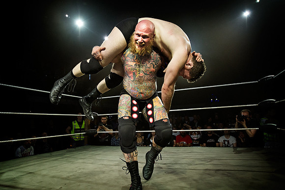 Bad Buddha vs. Levi Petrus