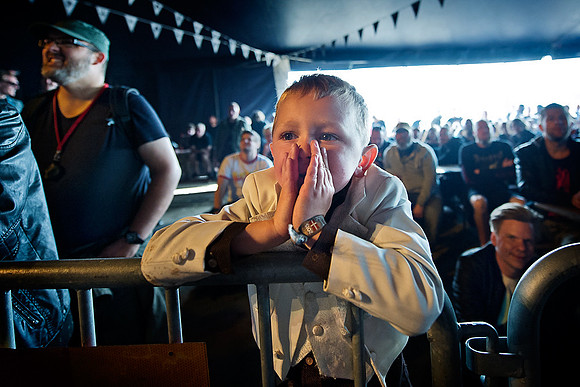 Heavy metal fans enjoying wrestling at Copenhell...