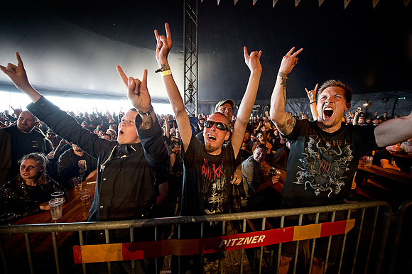 Heavy metal fans enjoying wrestling at Copenhell...