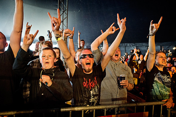 Heavy metal fans enjoying wrestling at Copenhell...