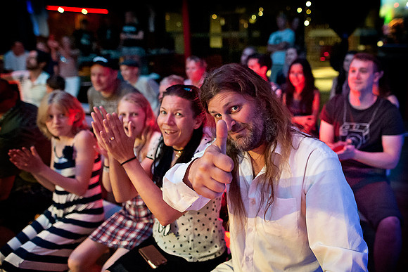 Film critic and program host Orvar Säfström with his family on a kids show