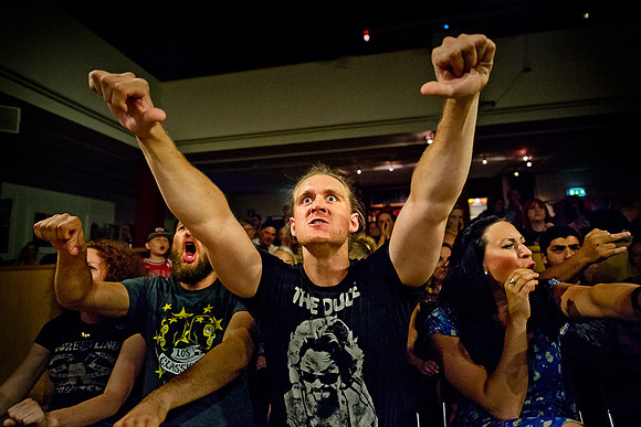 Wrestling fans