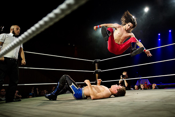 Espen Olsen vs. Timmy Crews