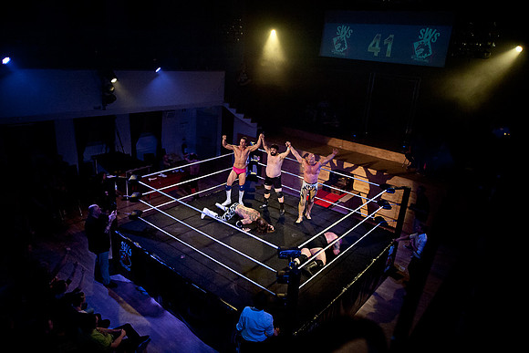 Steinbolt, Anderson, Chaos, Virus and Harley Rage in a rumble match