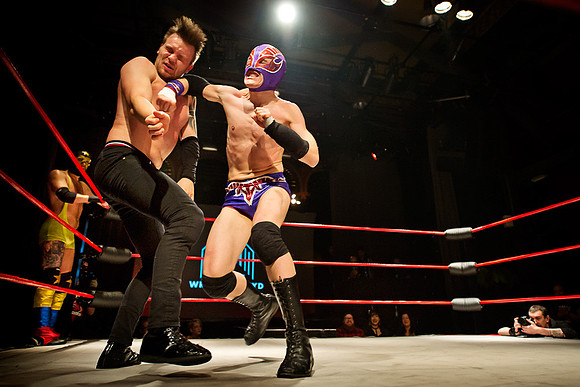 El Styggelse vs. Xander