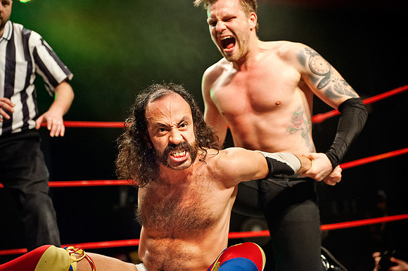 El Vecino vs. Xander